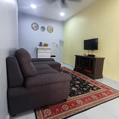 Ebnur Homestay Arau Exteriér fotografie
