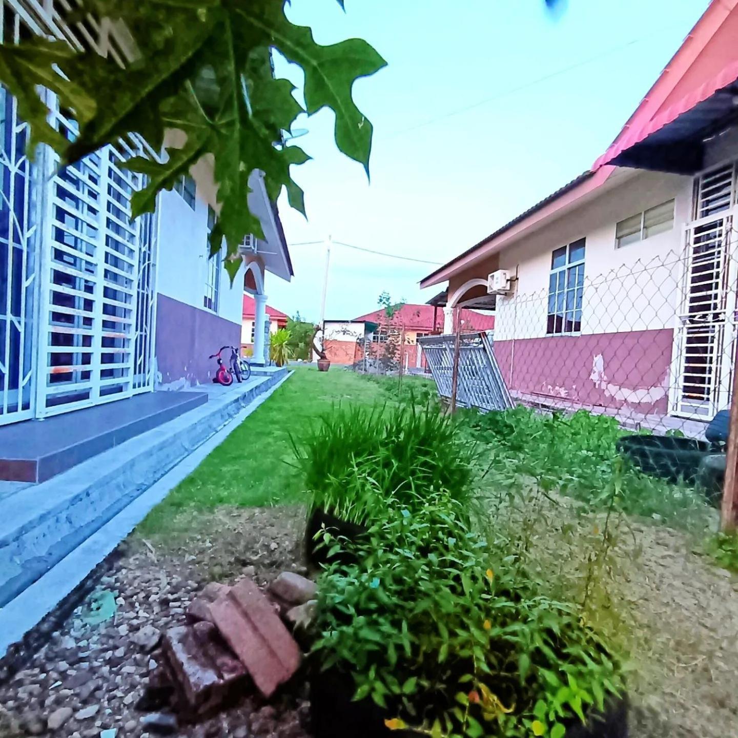 Ebnur Homestay Arau Exteriér fotografie