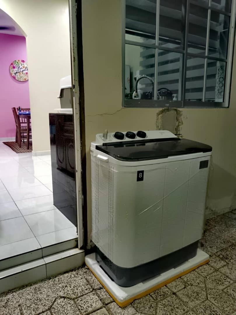 Ebnur Homestay Arau Exteriér fotografie